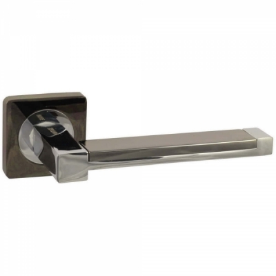 Дверная ручка V05